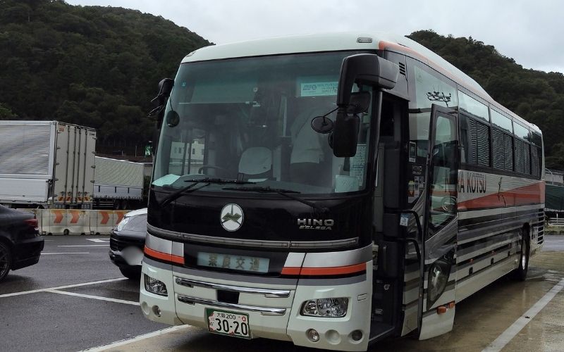 HISの日帰りバスツアーで利用した観光バス